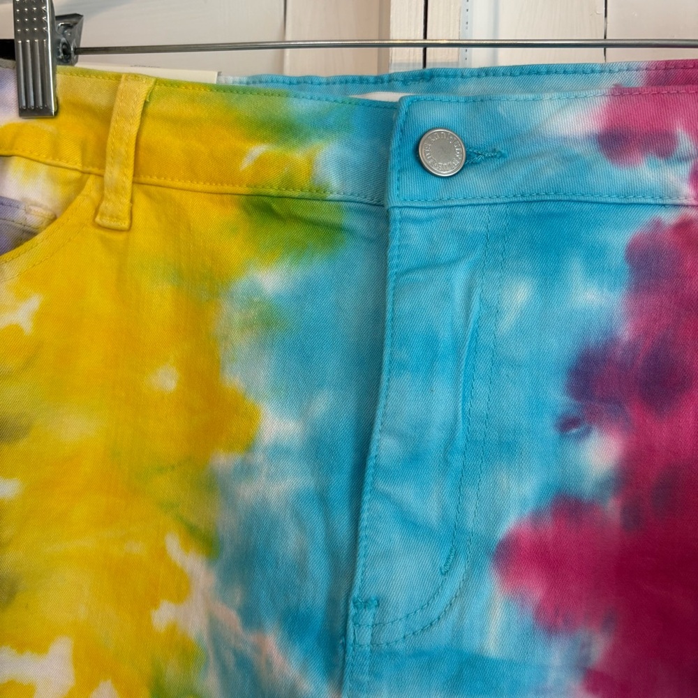 Judy Blue High‎ Waist Tie Dye Denim Shorts Size 3X - Picture 3 of 10